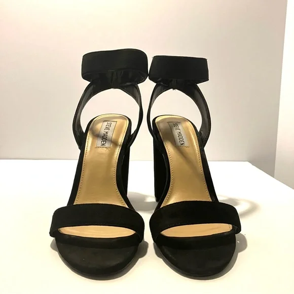 Steven Madden Women’s Black Heel Pumps - Picture 2 of 9
